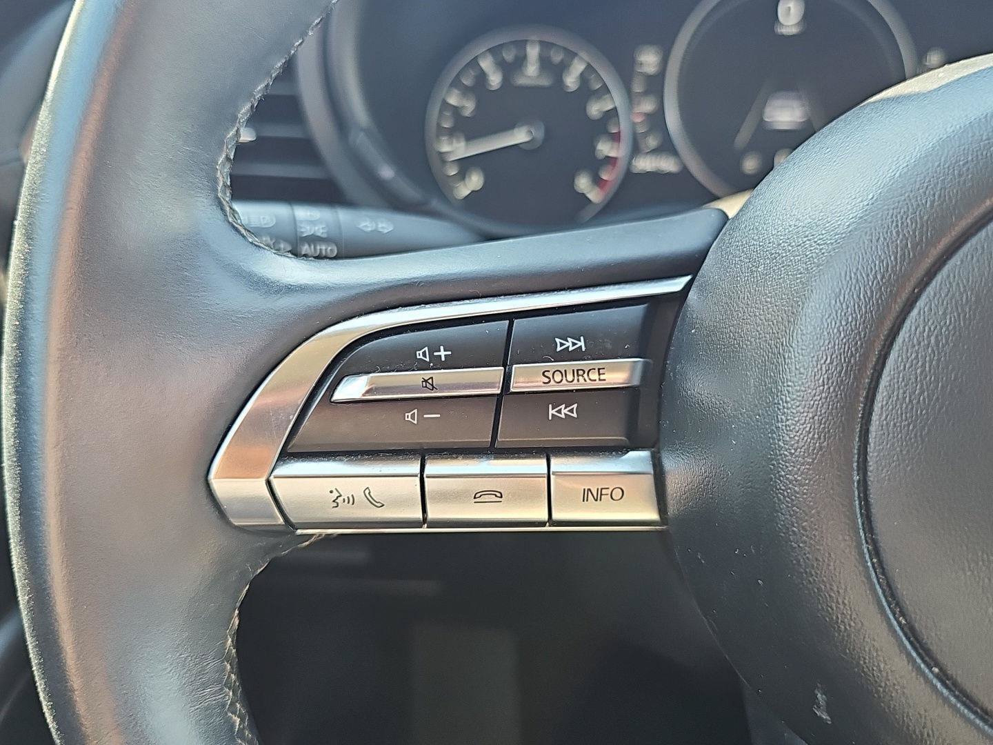 Used 2019 MAZDA MAZDA3 Sedan w/ Preferred Package FWD image 15