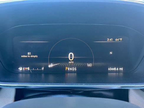 Used 2017 Lincoln Continental Reserve w/ Luxury Package image 40