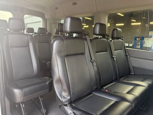Used 2023 Ford Transit 350 XL RWD image 5