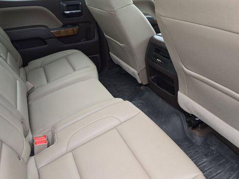 Used 2016 GMC Sierra 2500 SLT w/ Duramax Plus Package image 16