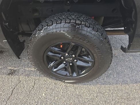 Used 2020 Chevrolet Silverado 1500 Custom Trail Boss w/ Custom Convenience Package image 35