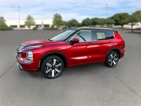 New 2025 Mitsubishi Outlander SEL image 35