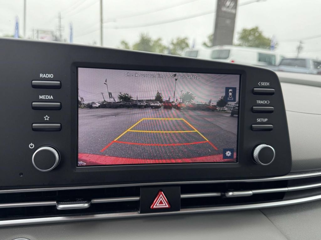 Used 2023 Hyundai Elantra SEL w/ Cargo Package FWD image 26