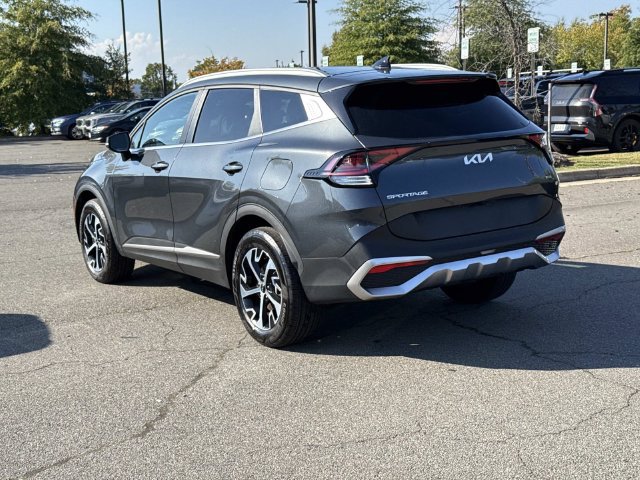 Used 2023 Kia Sportage EX AWD/4WD image 4