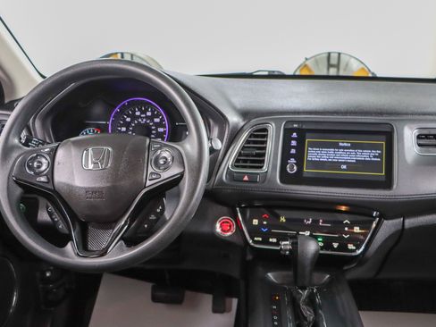 Used 2021 Honda HR-V EX image 17