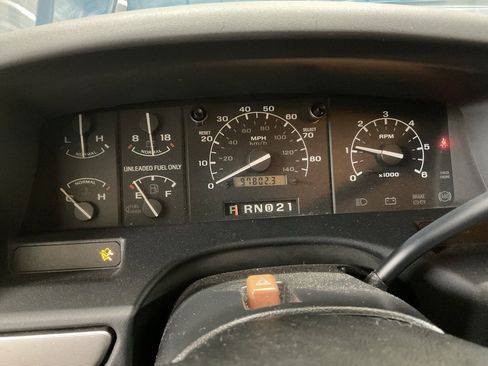 Used 1995 Ford F150 XL image 15