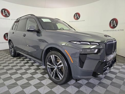 Certified 2023 BMW X7 xDrive40i w/ M Sport Package image 1