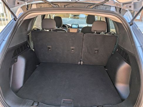 Used 2022 Ford Escape SE image 13