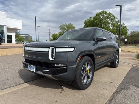 Used 2024 Rivian R1S Adventure AWD/4WD image 1