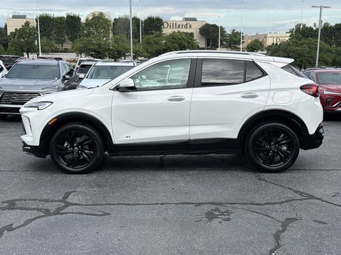 Used 2026 Buick Encore GX Sport Touring w/ Comfort Package FWD image 12