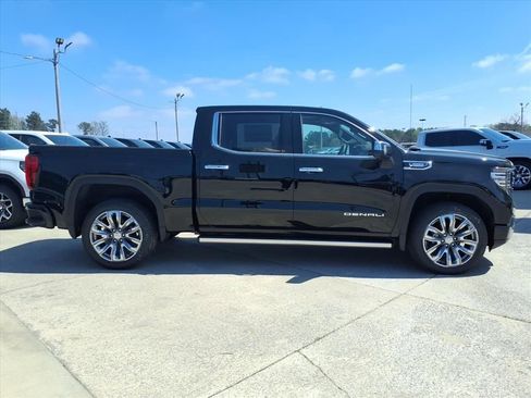 New 2026 GMC Sierra 1500 Denali w/ Denali Reserve Package AWD/4WD image 8