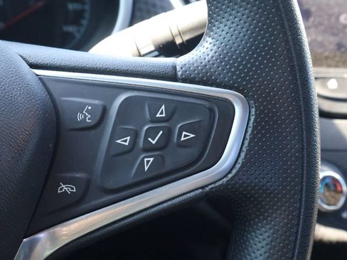 Used 2023 Chevrolet Malibu LT FWD image 18
