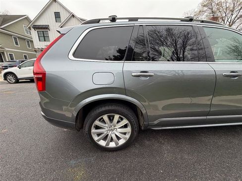 Used 2016 Volvo XC90 T6 Momentum AWD/4WD image 8