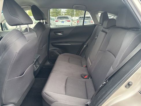 Used 2021 Toyota Venza XLE image 36