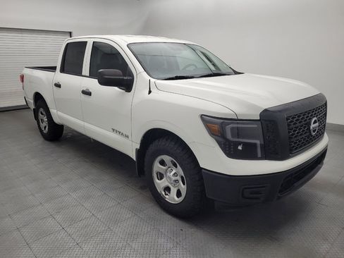 Used 2018 Nissan Titan S w/ S Utility Package RWD image 13