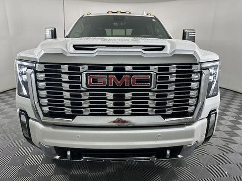 New 2025 GMC Sierra 2500 Denali w/ Denali Reserve Package image 2