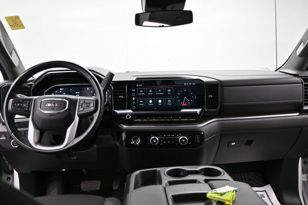 Used 2024 GMC Sierra 1500 Elevation AWD/4WD image 24