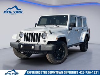 Used 2015 Jeep Wrangler Unlimited Sahara video 1