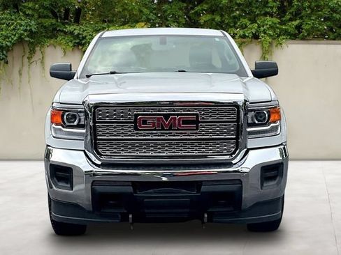 Used 2018 GMC Sierra 2500 4x4 Regular Cab image 2