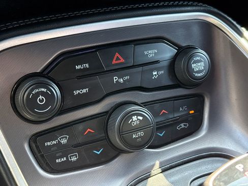 Used 2021 Dodge Challenger R/T image 24