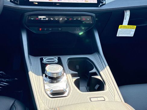 New 2026 Jeep Cherokee Laredo image 15