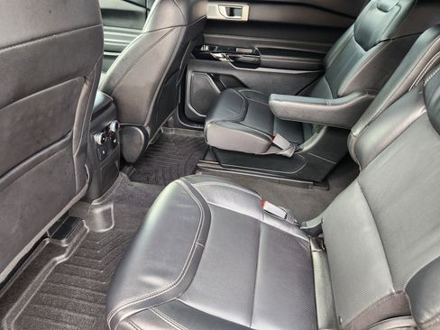 Used 2022 Ford Explorer ST w/ Equipment Group 401A image 31