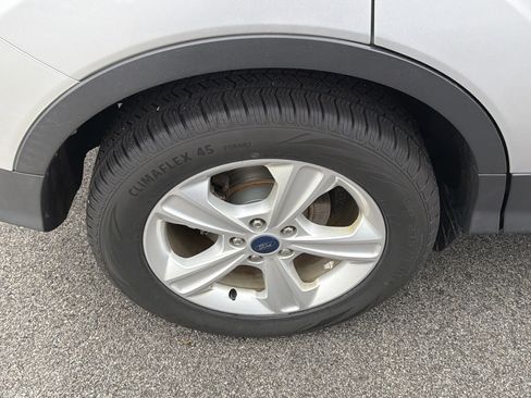 Used 2016 Ford Escape SE image 64