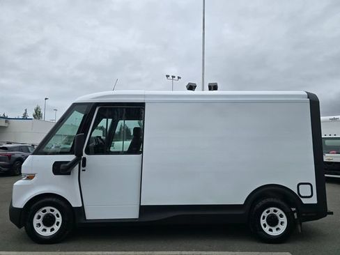 New 2025 Chevrolet Brightdrop 400 w/ Battery Pack, Max Range AWD/4WD image 2