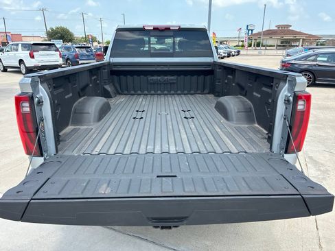 Used 2026 GMC Sierra 3500 Denali Ultimate AWD/4WD image 48