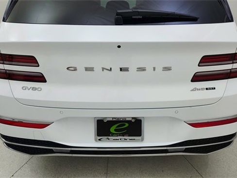 Used 2025 Genesis GV80 3.5T Prestige image 11