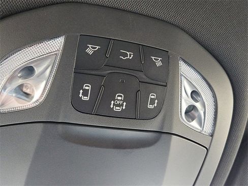 New 2026 Chrysler Pacifica Select image 18