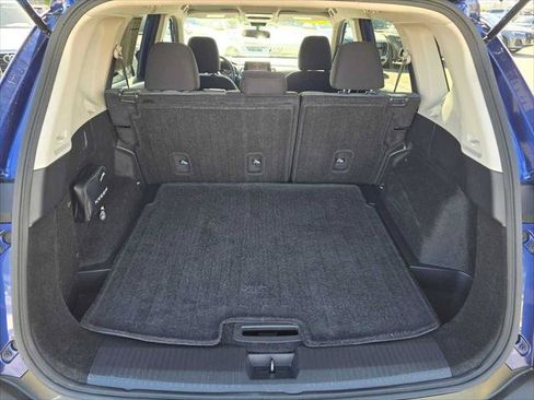 Used 2023 Nissan Rogue SV FWD image 14