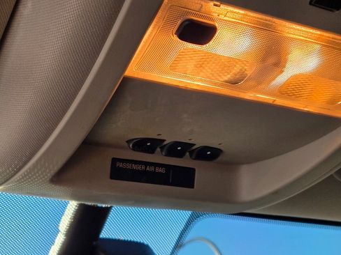 Used 2008 Cadillac Escalade AWD image 37