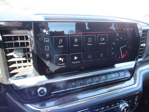 Used 2023 GMC Sierra 1500 Elevation image 18