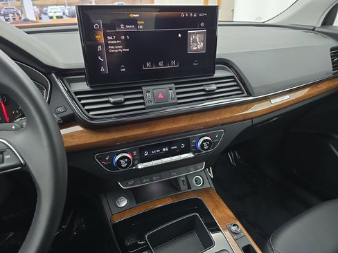 Used 2022 Audi Q5 2.0T Premium w/ Convenience Package image 20