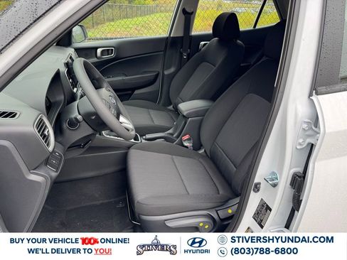 New 2026 Hyundai Venue SE image 16