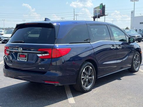 Used 2023 Honda Odyssey Elite image 5