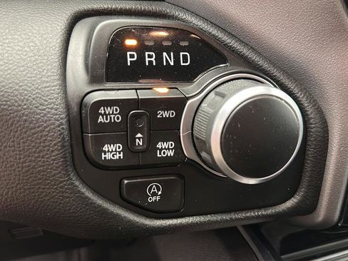 Used 2024 RAM 1500 Big Horn AWD/4WD image 26