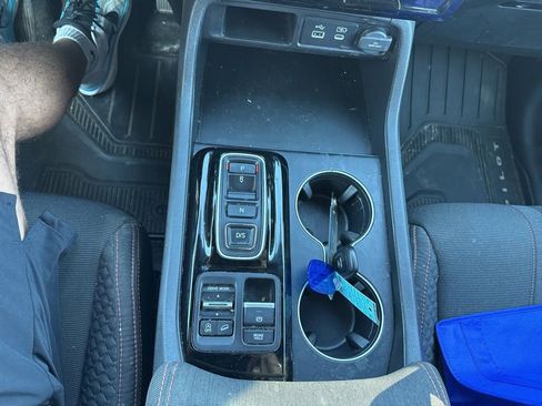 Used 2025 Honda Pilot Sport image 24