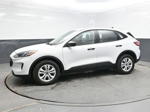 Used 2022 Ford Escape S AWD/4WD image 3