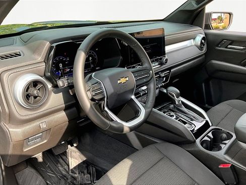 Used 2024 Chevrolet Colorado LT w/ LT Convenience Package II image 14