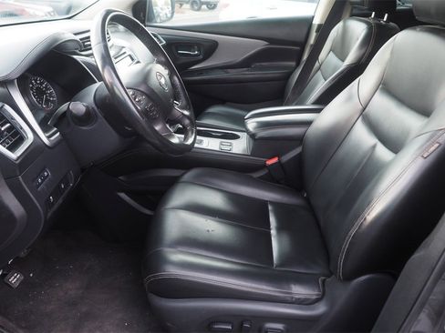 Used 2022 Nissan Murano SV image 9