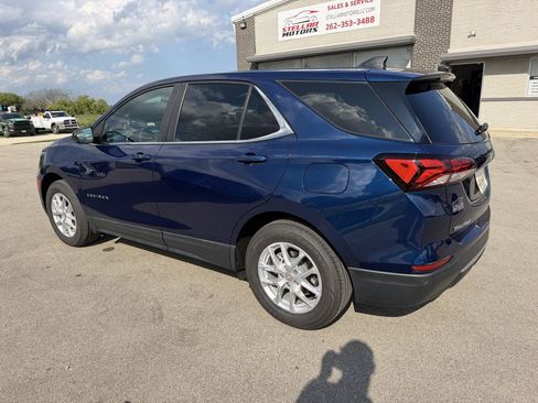 Used 2022 Chevrolet Equinox LT AWD/4WD image 3