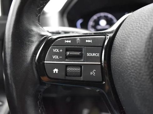 Used 2025 Honda Civic Sport image 22