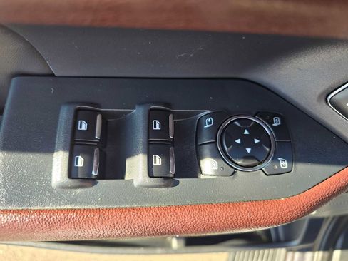 Used 2024 Ford Expedition Limited image 24