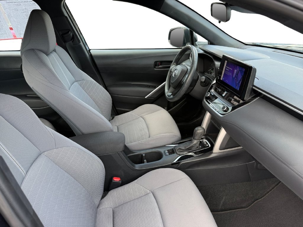 Used 2023 Toyota Corolla Cross AWD Hybrid image 16