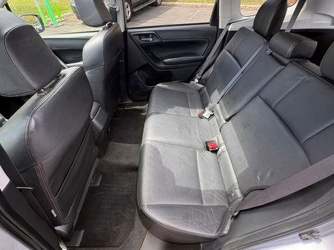 Used 2014 Subaru Forester 2.5i Limited AWD/4WD image 25