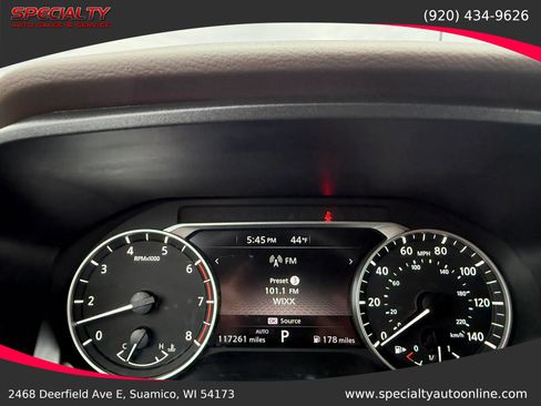 Used 2023 Nissan Rogue SV AWD/4WD image 17