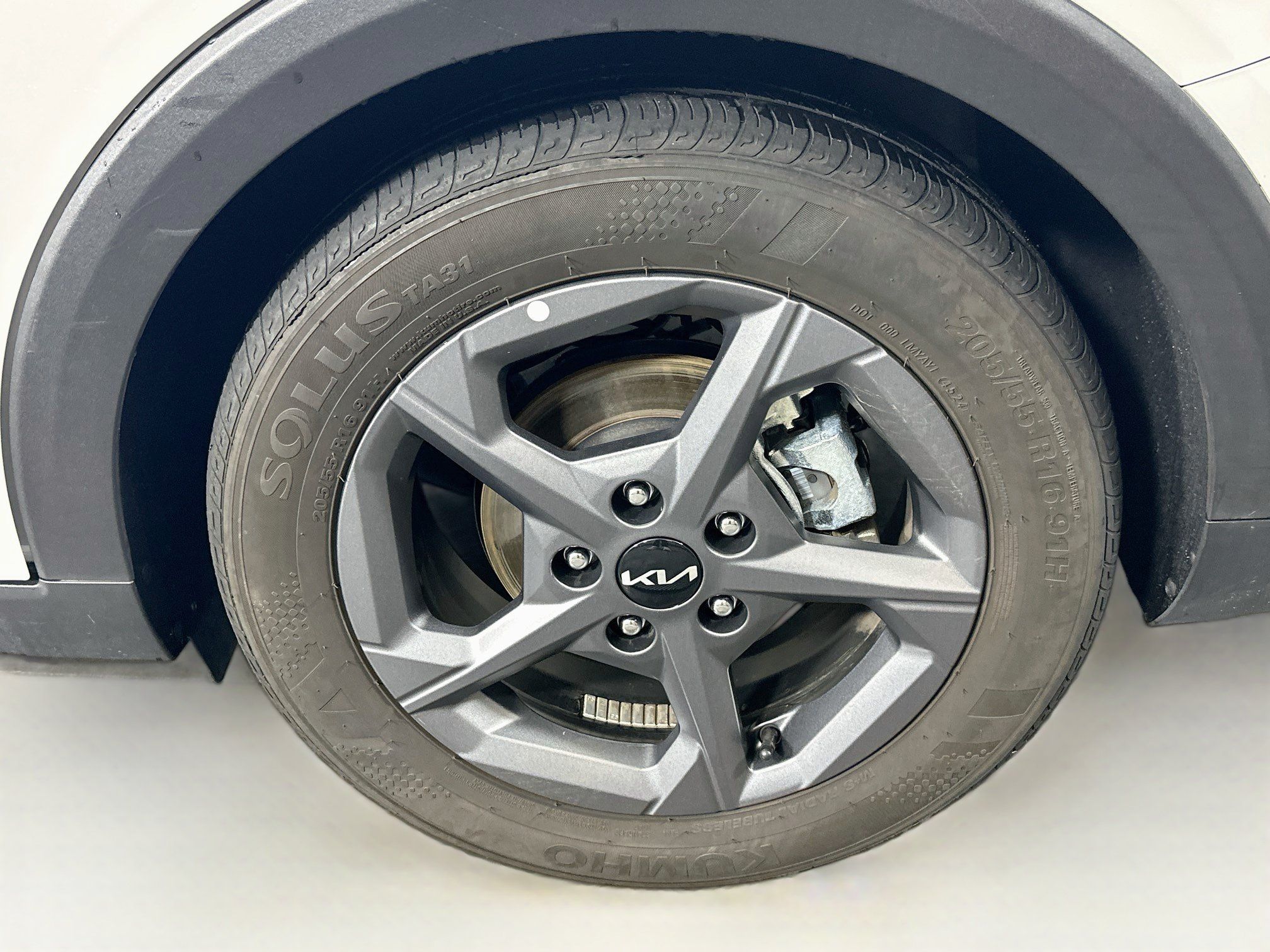 Used 2025 Kia K4 FWD image 11