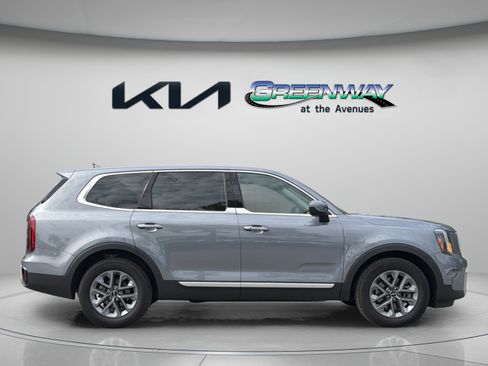 Certified 2024 Kia Telluride LX AWD/4WD image 7